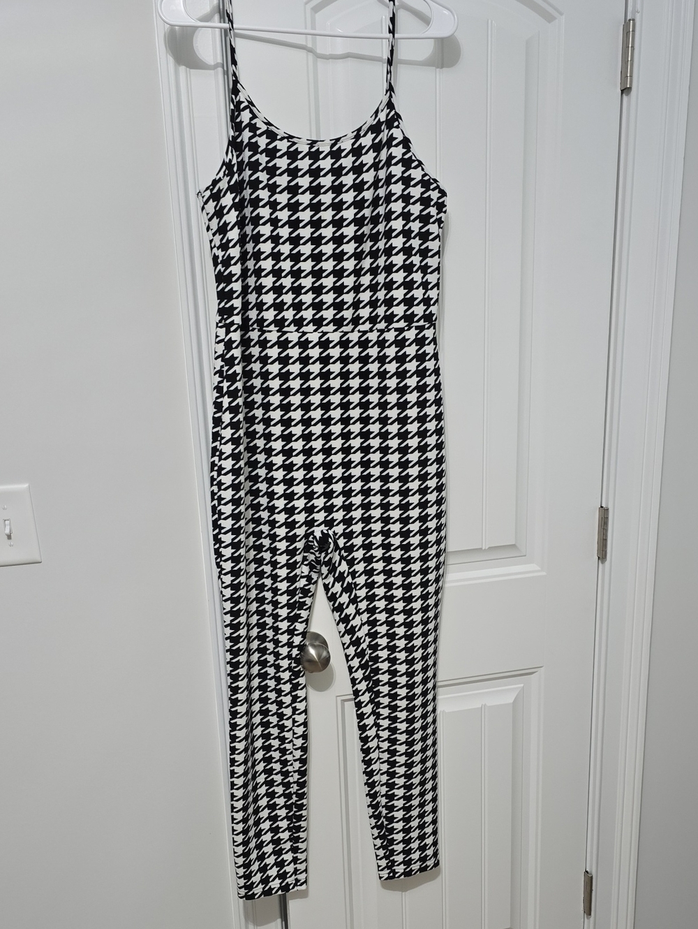SHEIN Black & White Houndstooth Spaghetti-Strap Jumpsuit